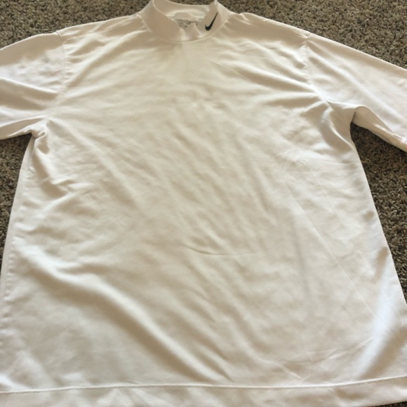Nike Other - Men’s Nike golf shirt